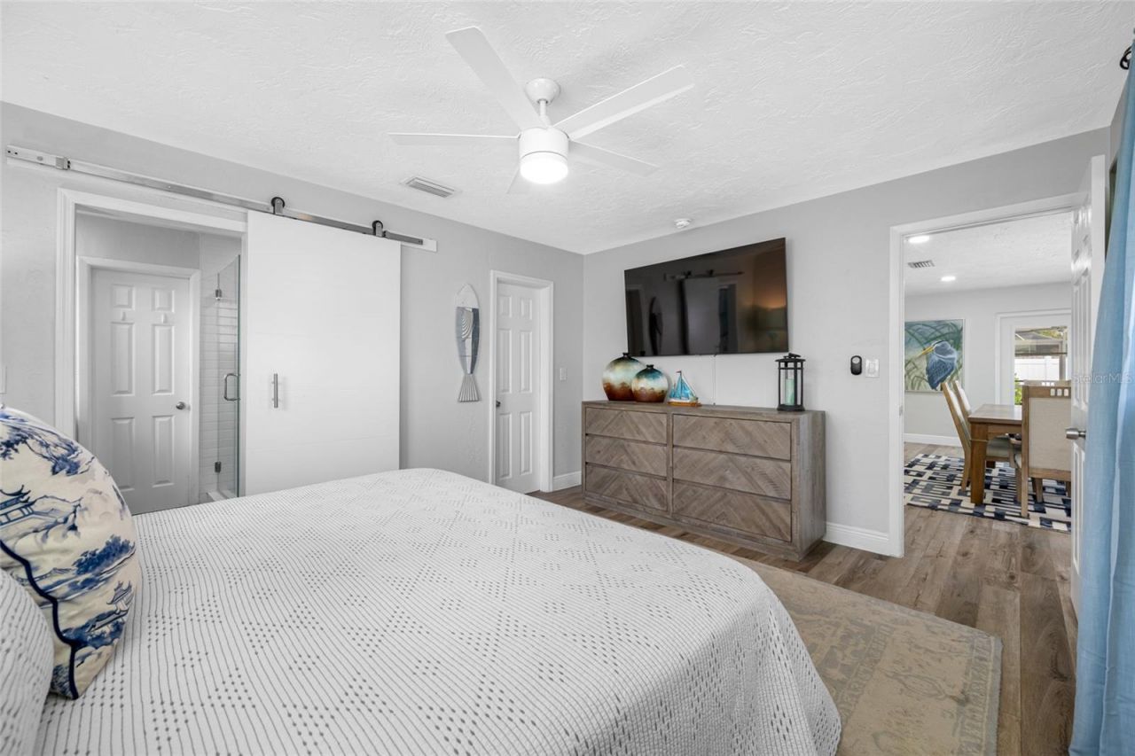 6377 15th Street S, Saint Petersburg, FL 33705 Photo