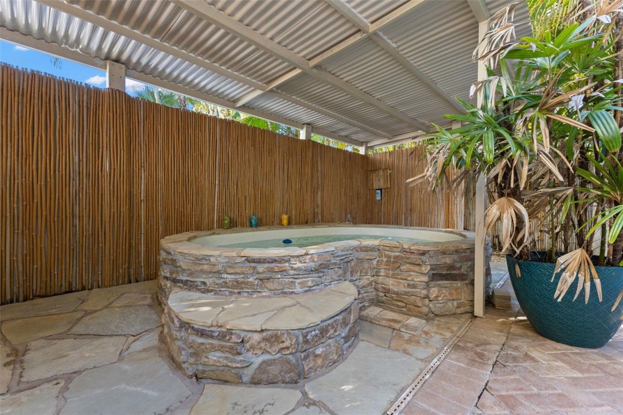 349 Kentucky Avenue, Crystal Beach, FL 34681 Photo