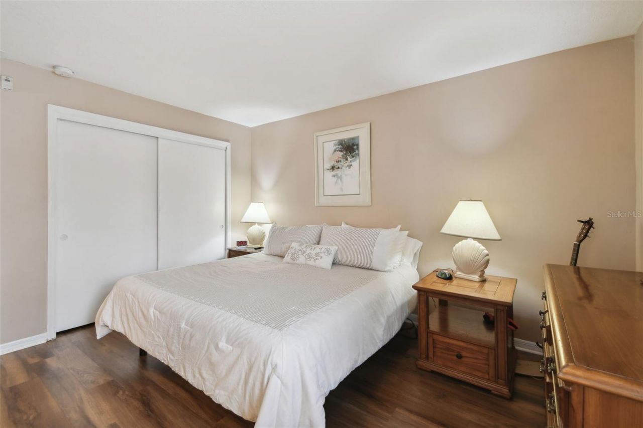 113 Seahorse Drive Se, Unit A, Saint Petersburg, FL 33705 Photo