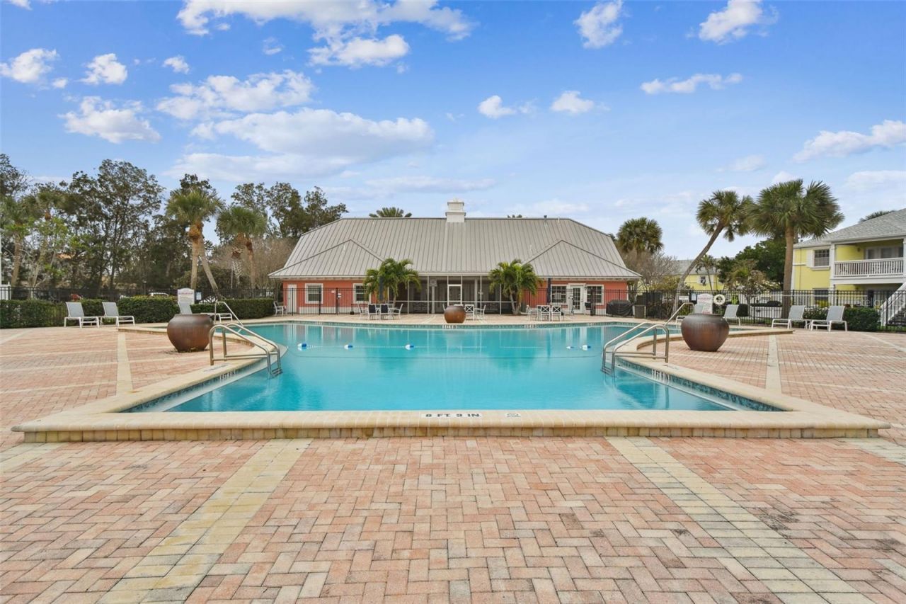 113 Seahorse Drive Se, Unit A, Saint Petersburg, FL 33705 Photo