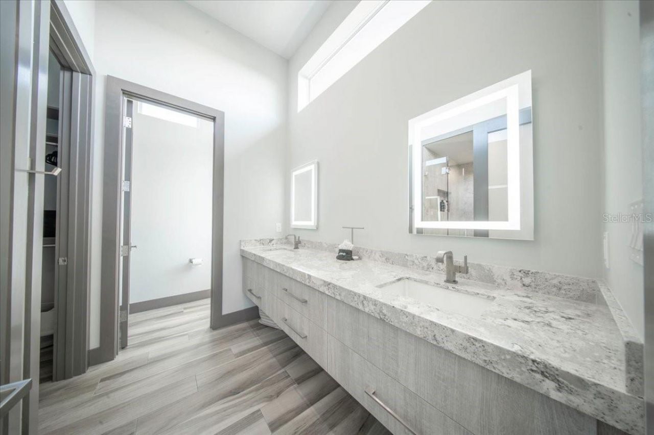 118 Avenue E, Marathon, FL 33050 Photo