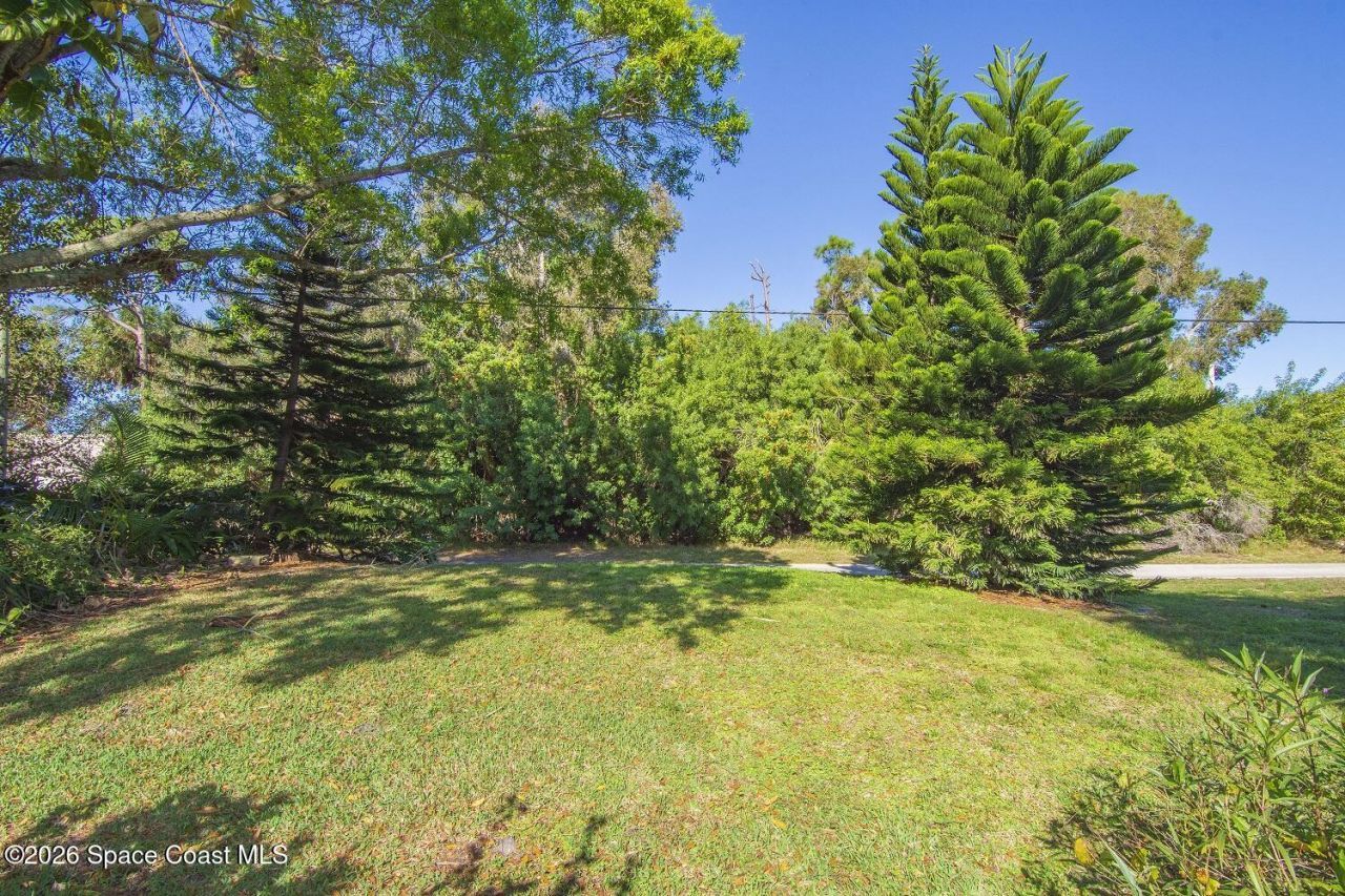 422 Del Monte Road , Unit A&B, Sebastian, FL 32958 Photo