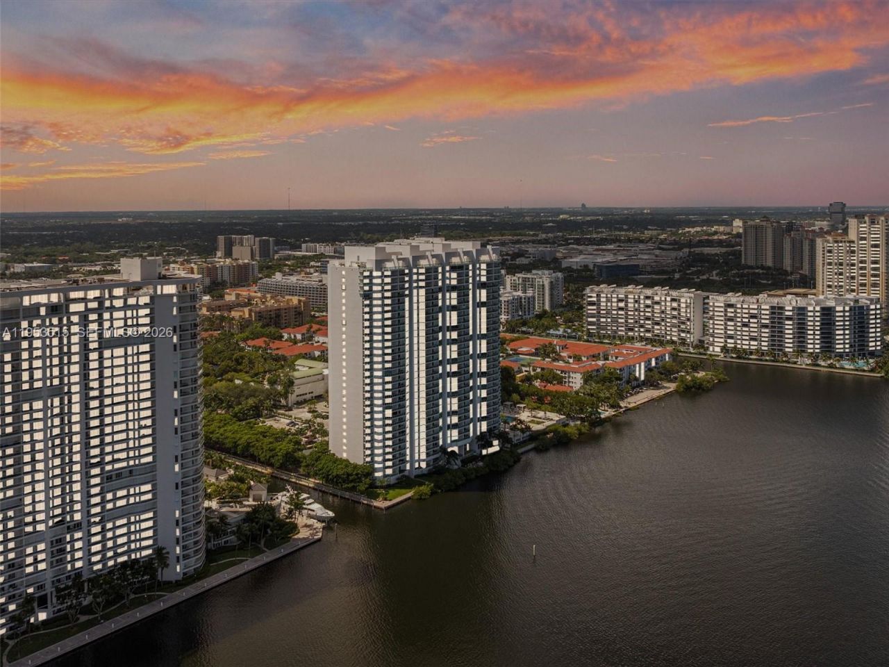 3201 NE 183rd St, Unit 2607, Aventura, FL 33160 Photo