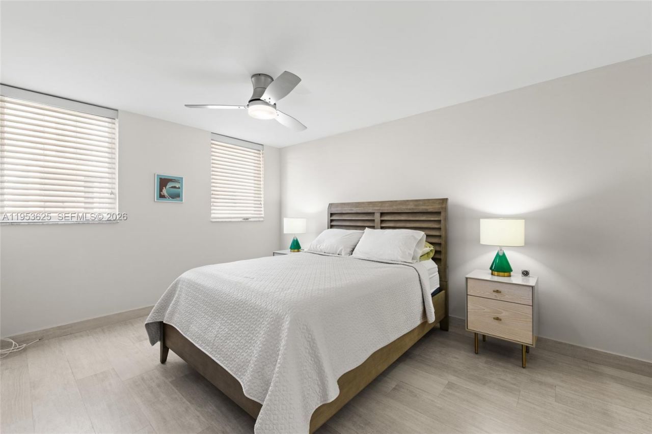 1665 Bay Rd, Unit 518, Miami Beach, FL 33139 Photo