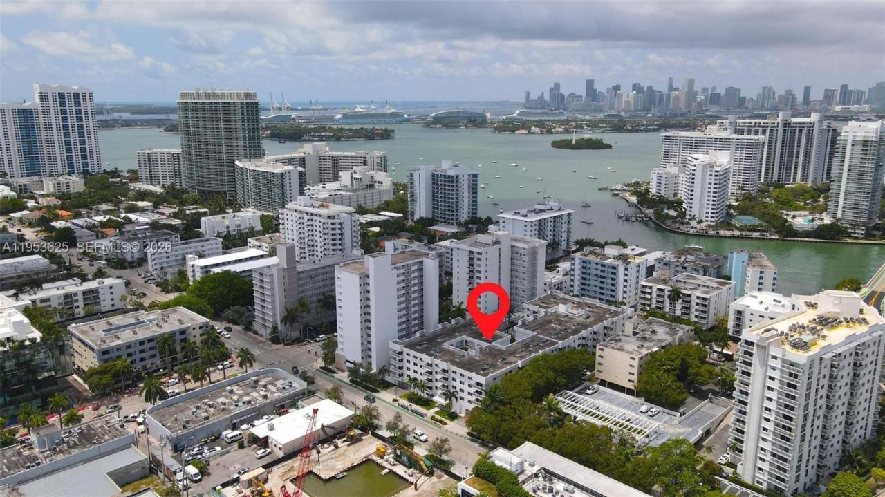 1665 Bay Rd, Unit 518, Miami Beach, FL 33139 Photo