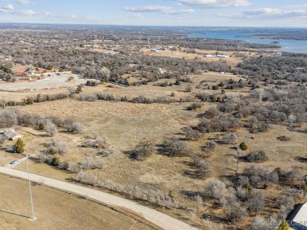 4200 E I-35 Highway , Edmond, OK 73013