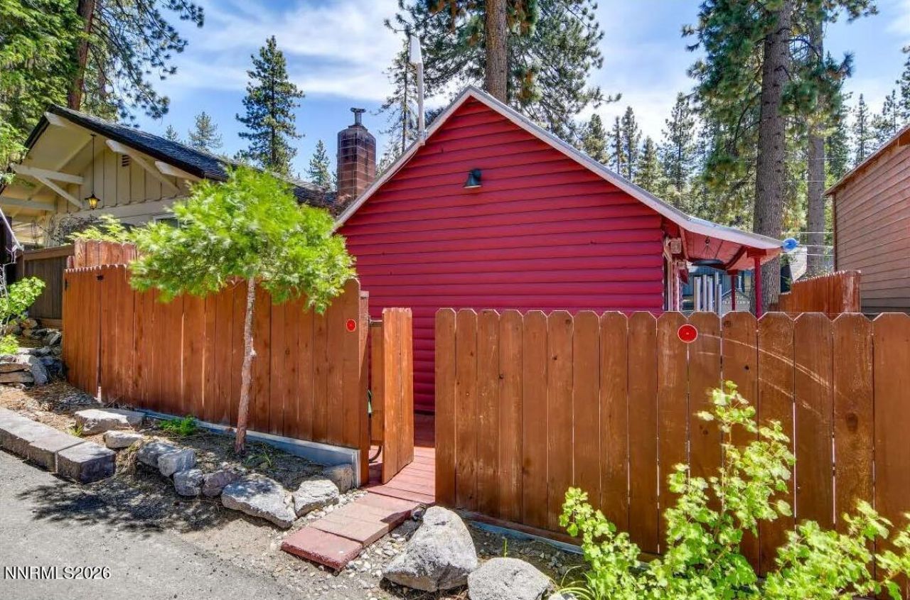 212 Lyons Avenue, Zephyr Cove, NV 89448 Photo