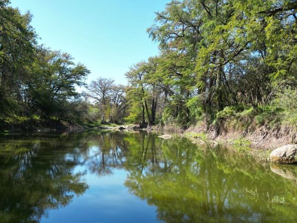 1816 winston, Sabinal, TX 78881