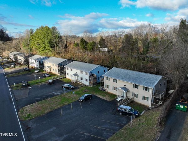 1425-1405 Stratford Road, Unit A-X, Kingsport, TN 37664