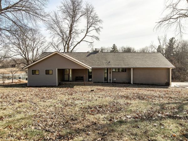 34504 Roseland Drive, Cumming, IA 50061