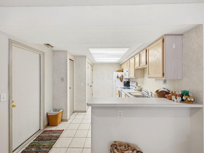 2487 Timbers Edge Lane , Columbus, OH 43235 Photo 14