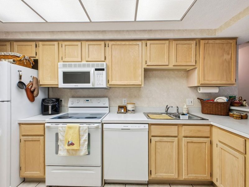 2487 Timbers Edge Lane , Columbus, OH 43235 Photo 17