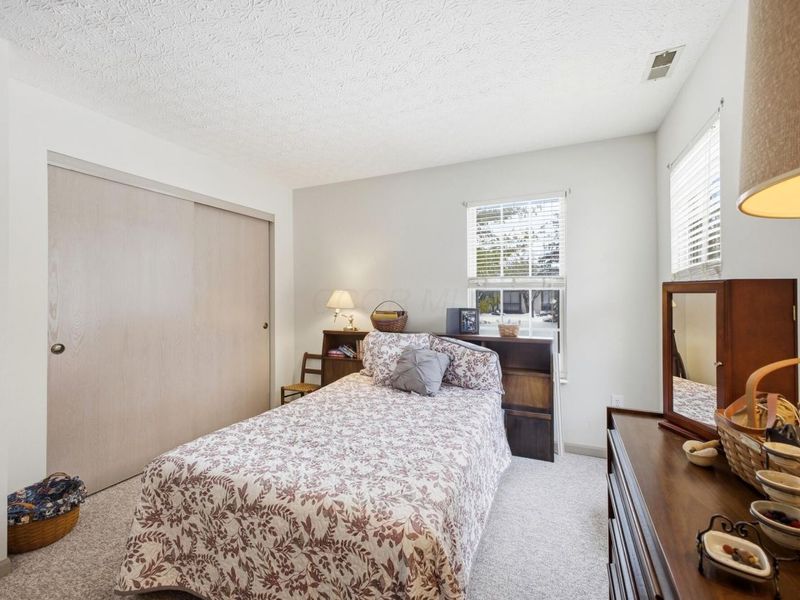 2487 Timbers Edge Lane , Columbus, OH 43235 Photo 22