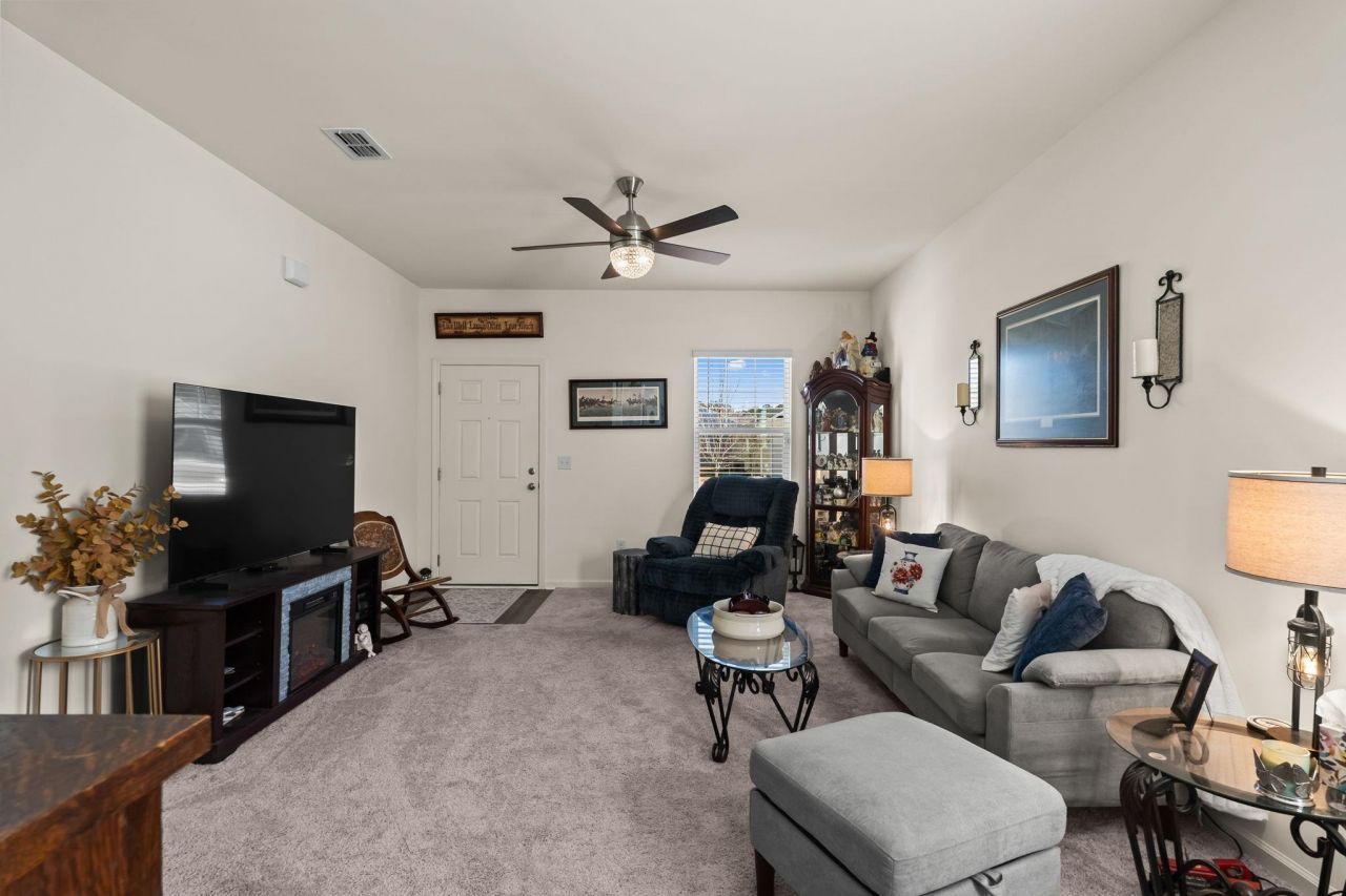 305 Cornhusker Dr. Photo 38