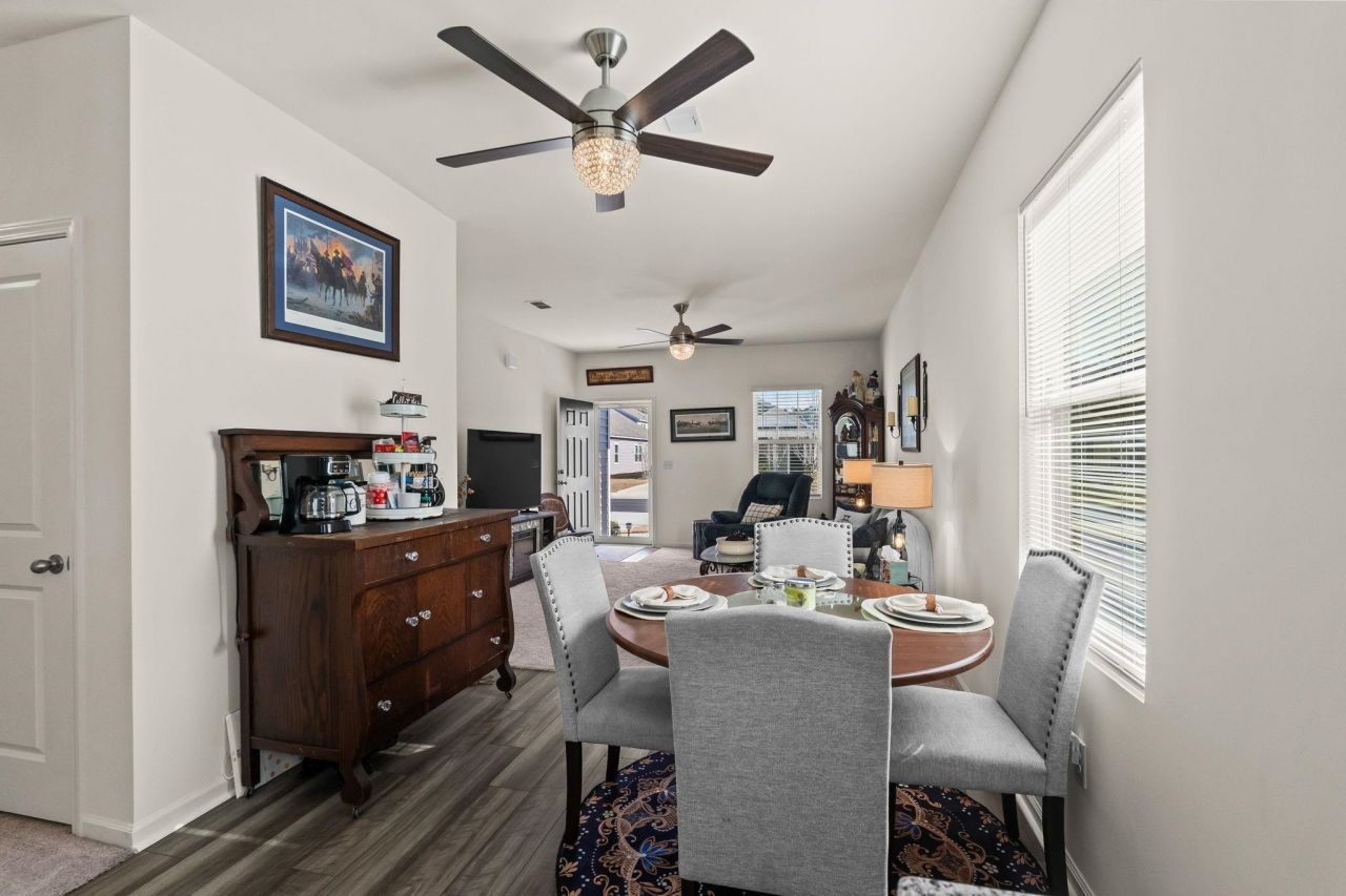 305 Cornhusker Dr. Photo 7