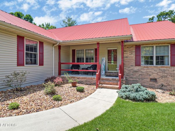 17 Dickens Lane, Fairfield Glade, TN 38558