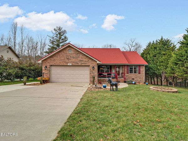 17 Dickens Lane, Fairfield Glade, TN 38558