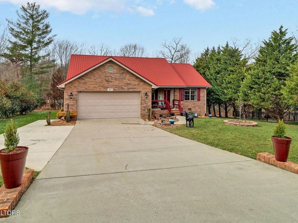 17 Dickens Lane, Fairfield Glade, TN 38558