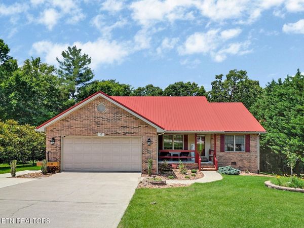 17 Dickens Lane, Fairfield Glade, TN 38558