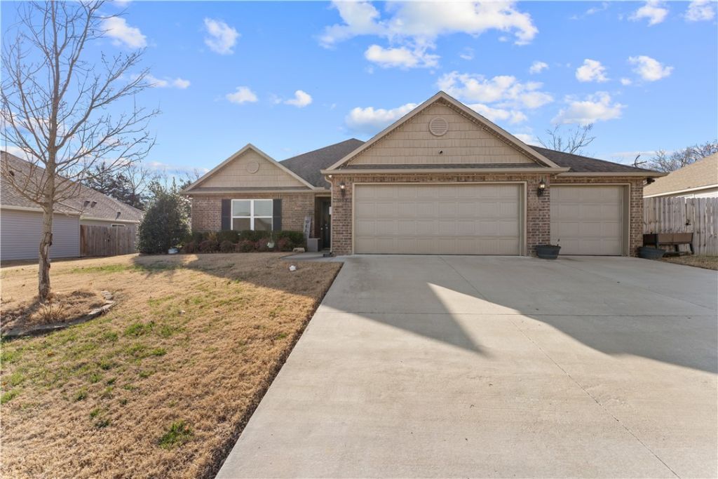 1063 Jessica Leigh Street, Elkins, AR 72727 Main Photo