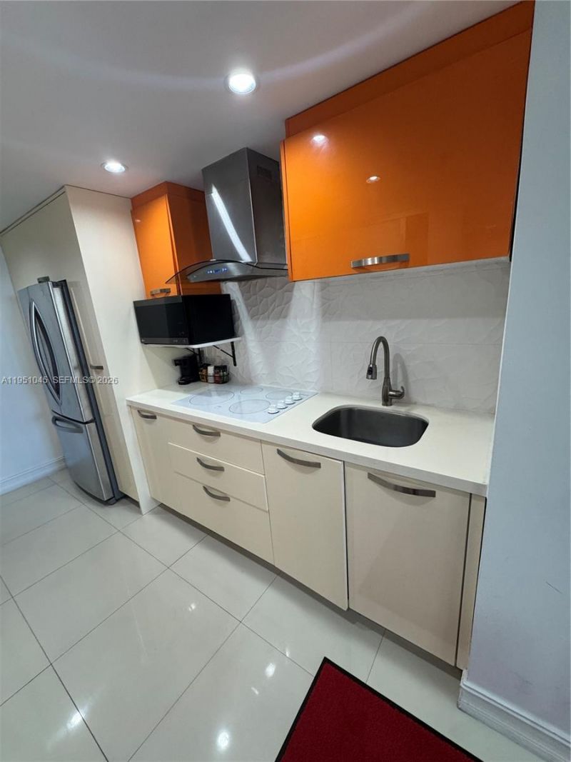 19201 Collins Ave , Unit 1130, Sunny Isles Beach, FL 33160 Photo