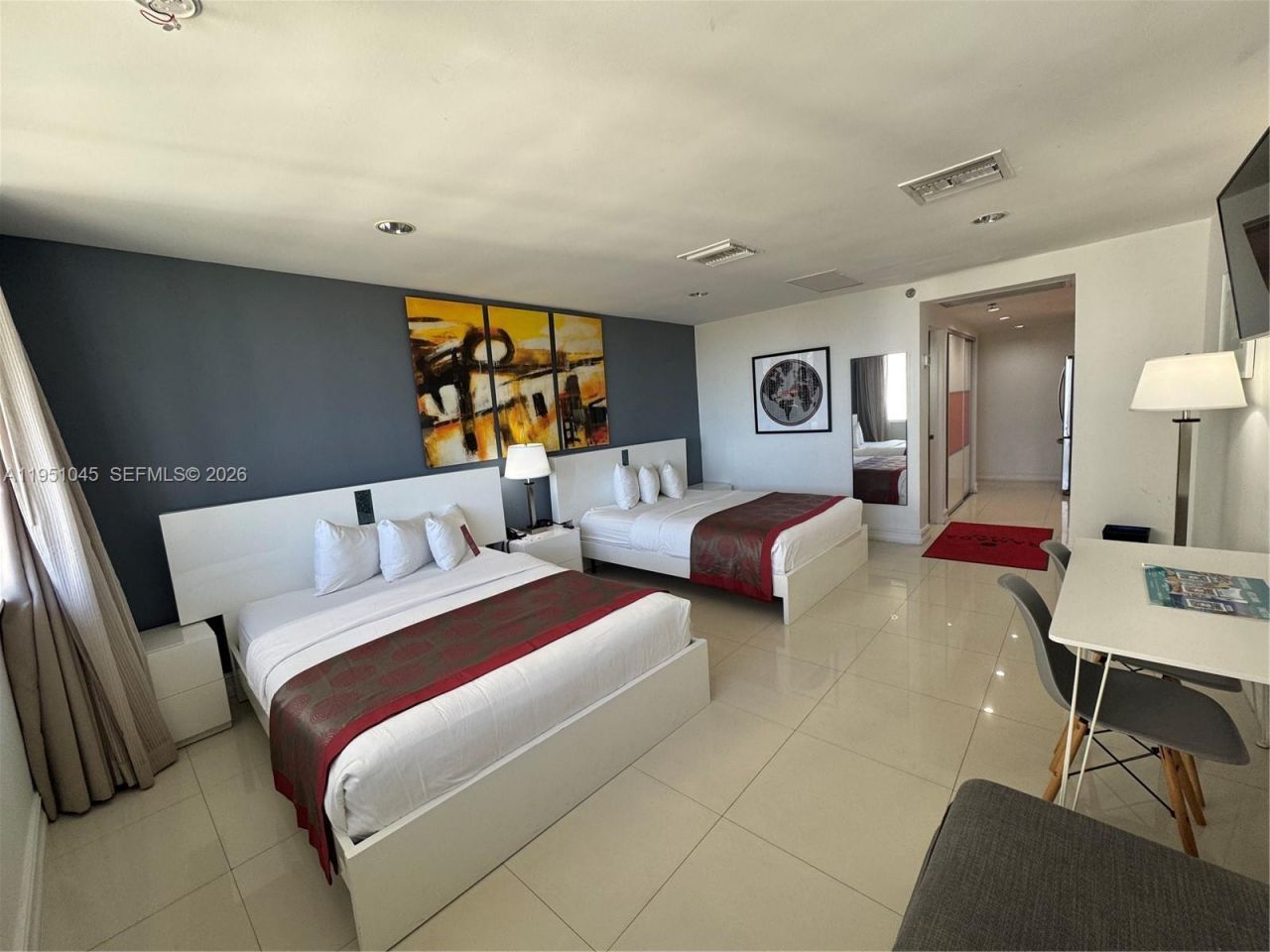 19201 Collins Ave , Unit 1130, Sunny Isles Beach, FL 33160 Photo