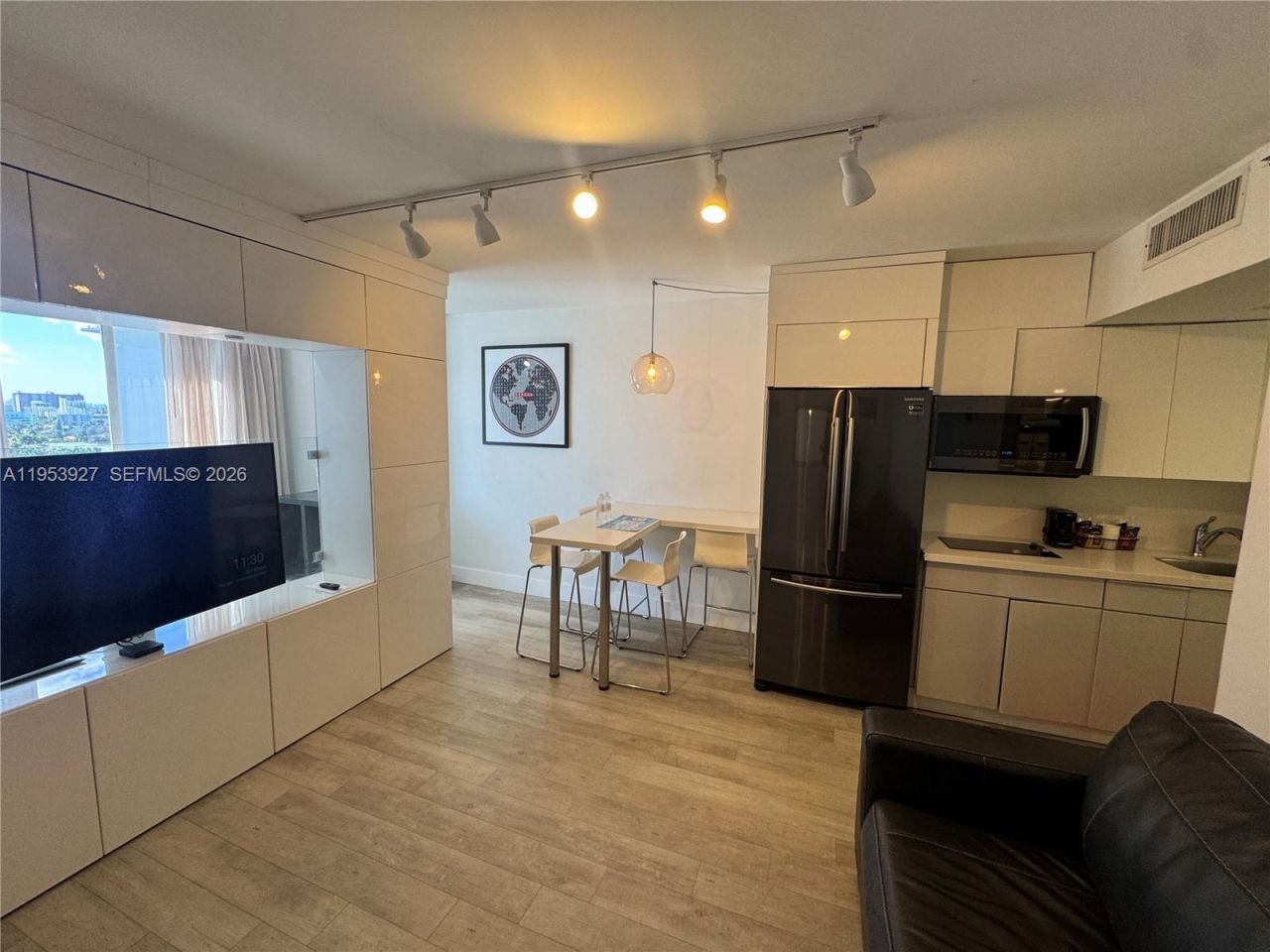 19201 Collins Ave , Unit 1004, Sunny Isles Beach, FL 33160 Photo