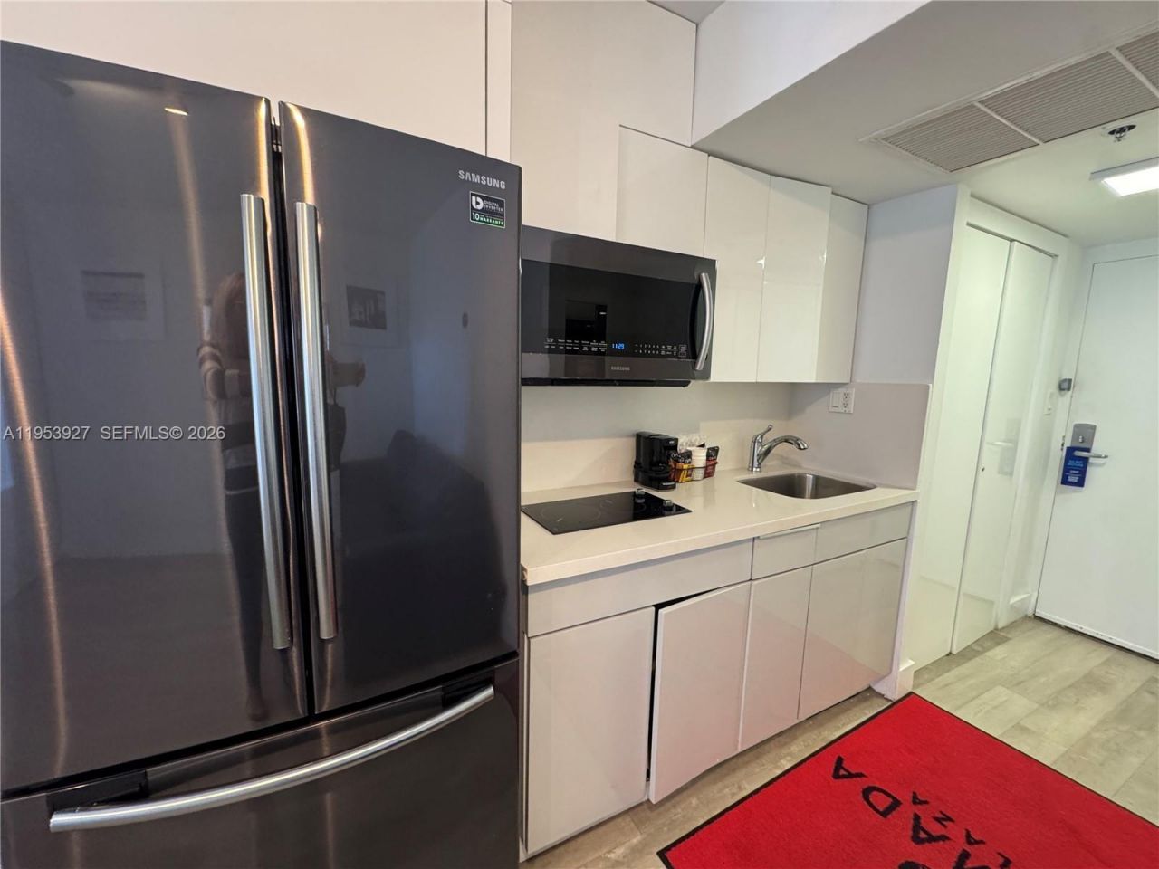 19201 Collins Ave , Unit 1004, Sunny Isles Beach, FL 33160 Photo