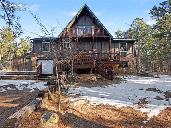 3375 Pinehurst Circle, Colorado Springs, CO 80908