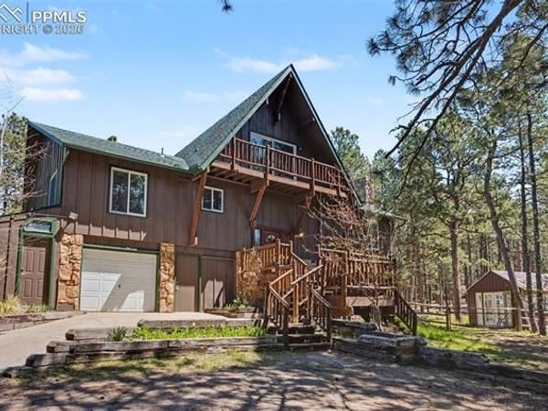 3375 Pinehurst Circle, Colorado Springs, CO 80908