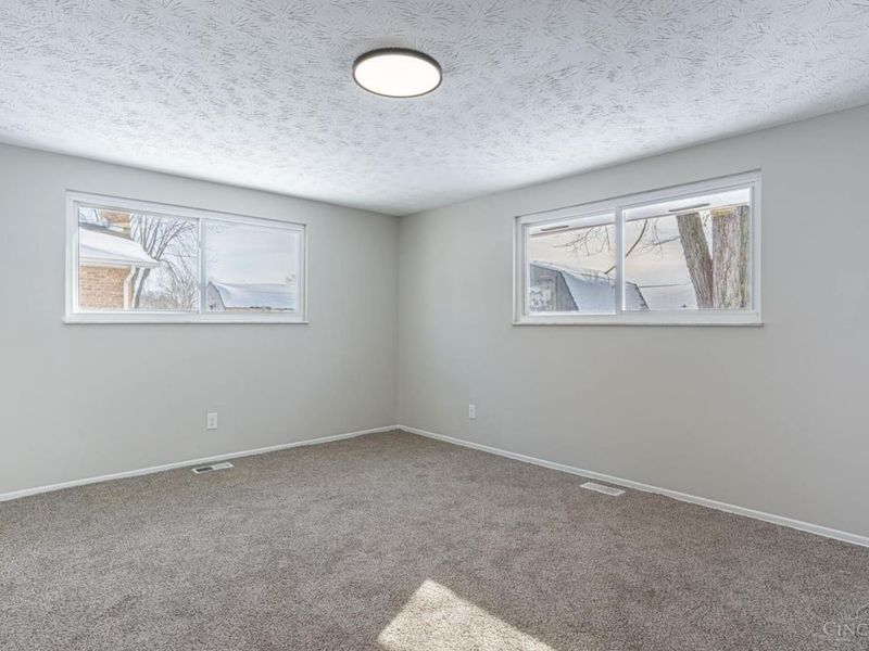 5260 Beechview Drive, Huber Heights, OH 45424 Photo 12