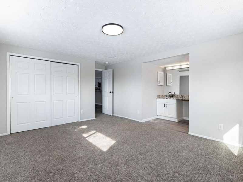 5260 Beechview Drive, Huber Heights, OH 45424 Photo 13