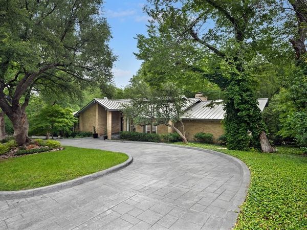 2005 Indian Creek Drive, Westover Hills, TX 76107