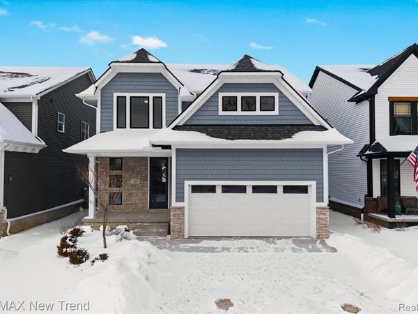 203 Mountain View Lane, Milford Vlg, MI 48381