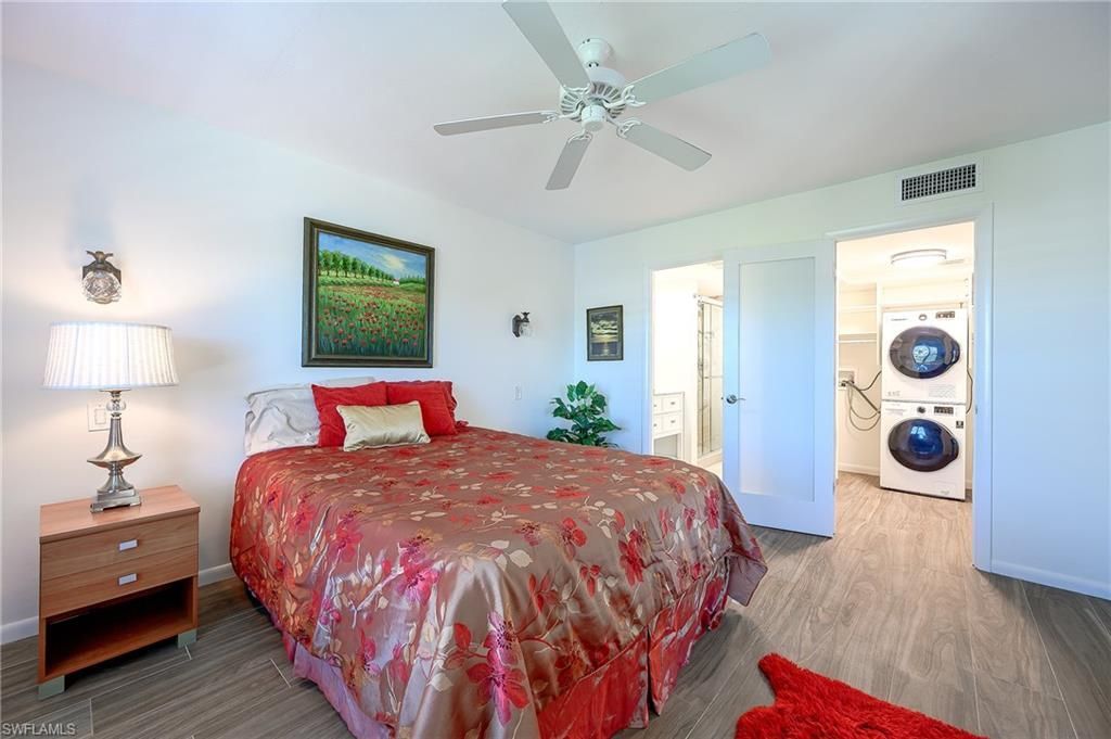 3055 Riviera Dr, Unit 306, Naples, FL 34103 Photo