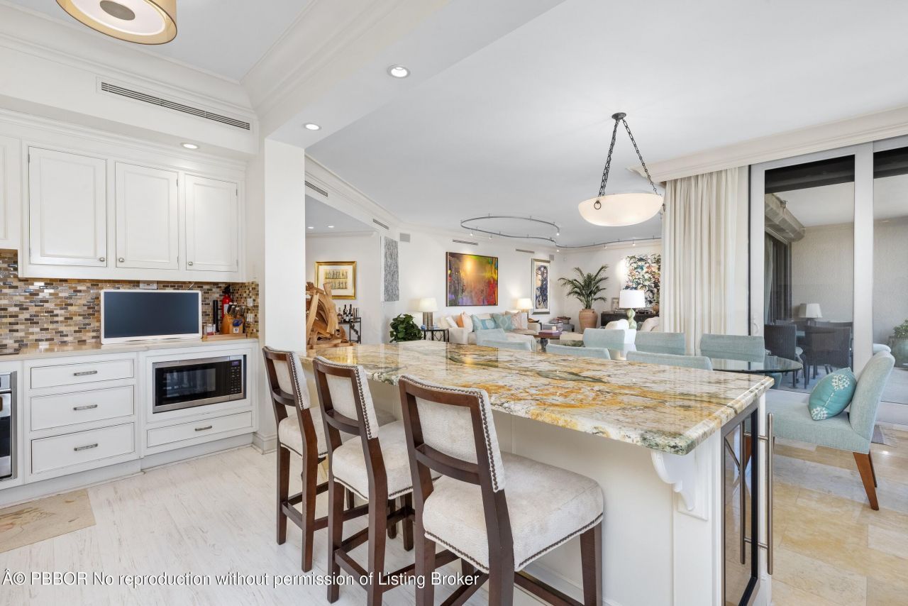 120 Sunset Avenue W, Unit 3D, Palm Beach, FL 33480 Photo
