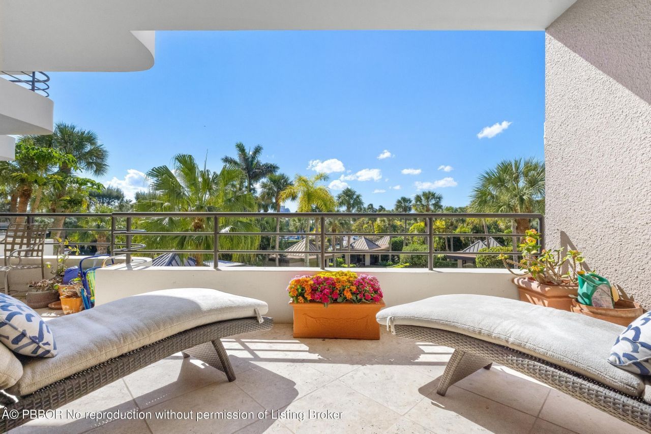 120 Sunset Avenue W, Unit 3D, Palm Beach, FL 33480 Photo