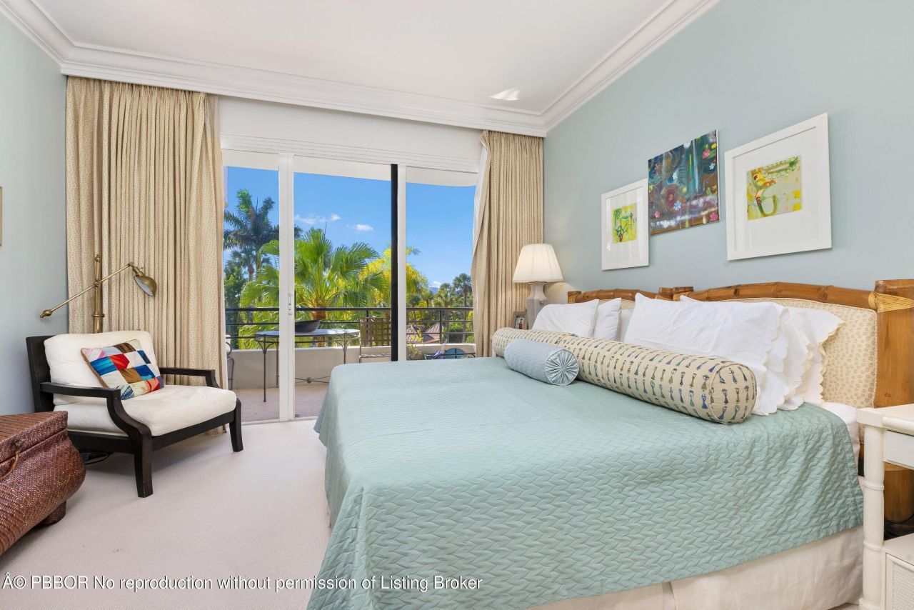 120 Sunset Avenue W, Unit 3D, Palm Beach, FL 33480 Photo
