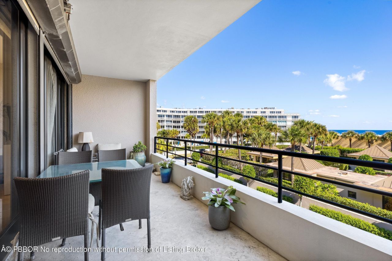 120 Sunset Avenue W, Unit 3D, Palm Beach, FL 33480 Photo