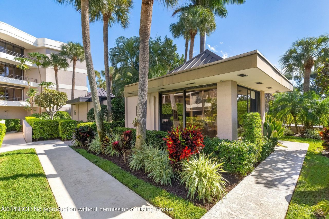 120 Sunset Avenue W, Unit 3D, Palm Beach, FL 33480 Photo