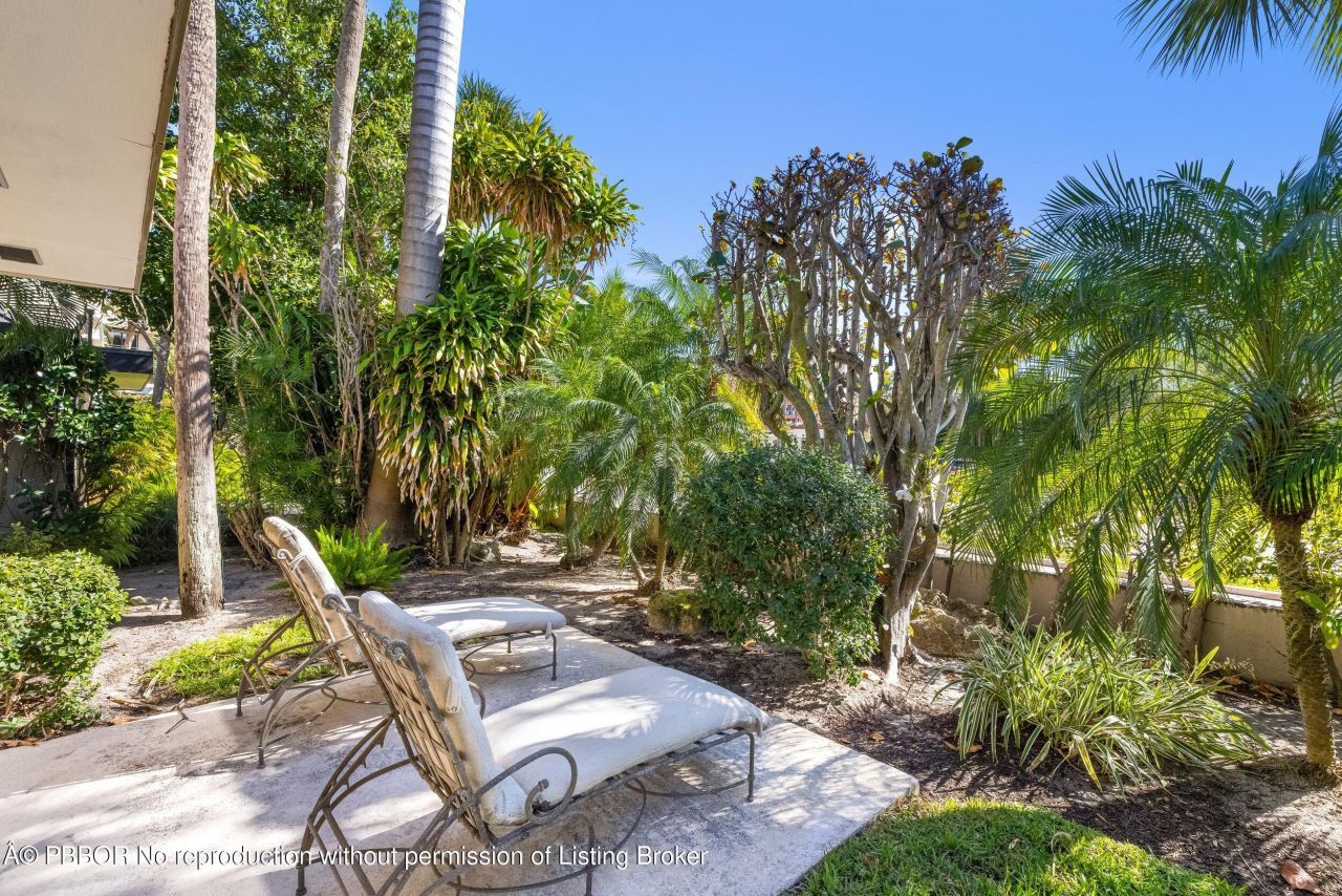 120 Sunset Avenue W, Unit 3D, Palm Beach, FL 33480 Photo