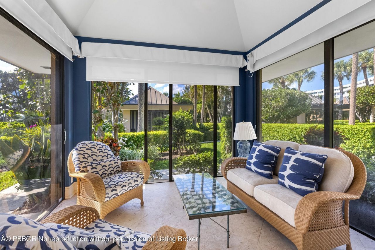 120 Sunset Avenue W, Unit 3D, Palm Beach, FL 33480 Photo