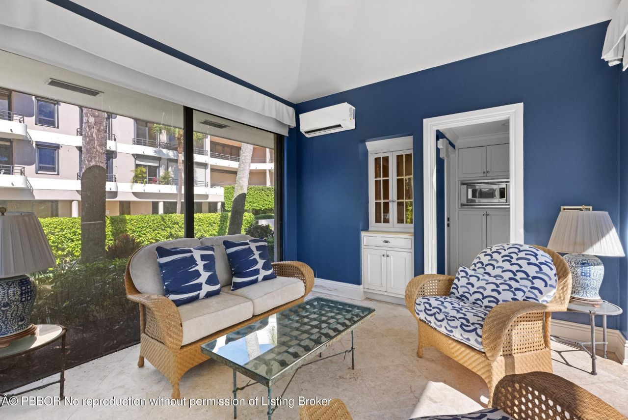 120 Sunset Avenue W, Unit 3D, Palm Beach, FL 33480 Photo