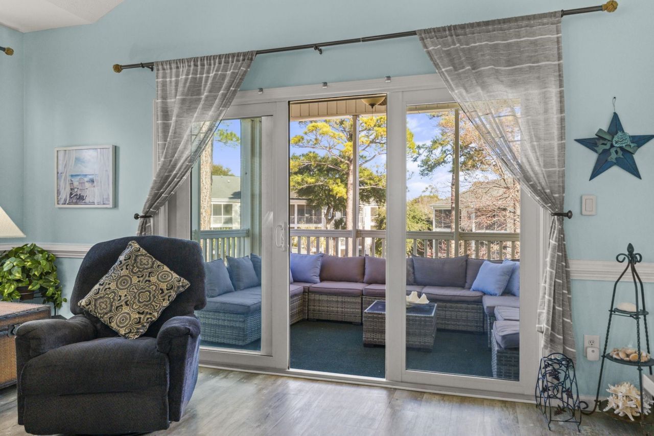 601 N Hillside Dr. N Photo 19