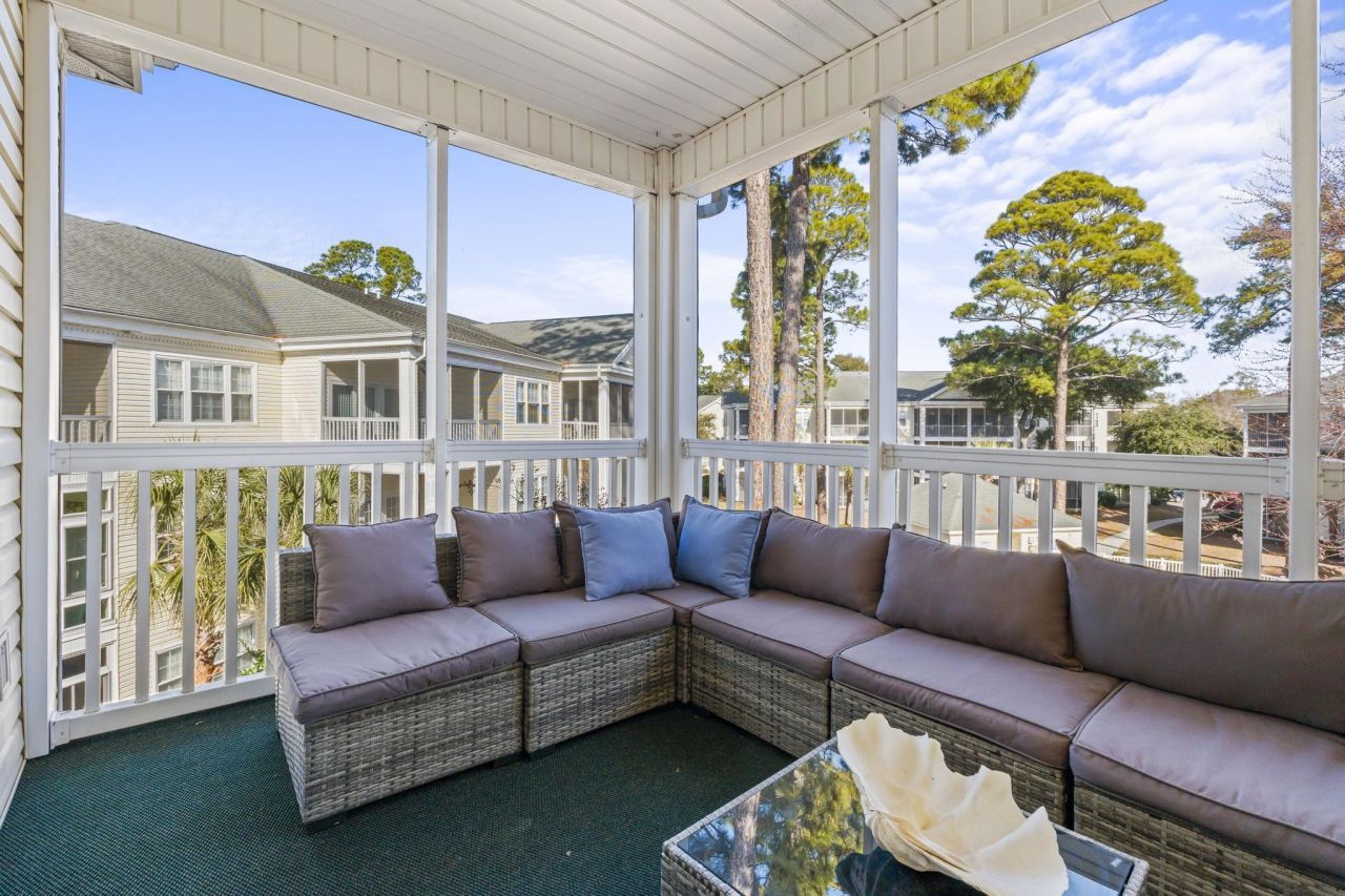 601 N Hillside Dr. N Photo 24