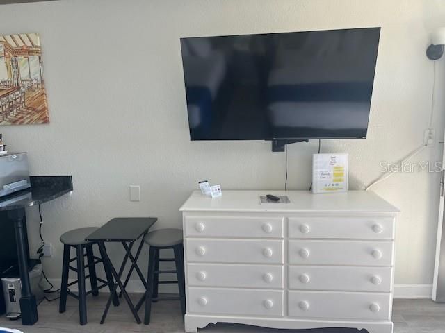 7150 N Tamiami Trail, Unit C233, Sarasota, FL 34243 Photo