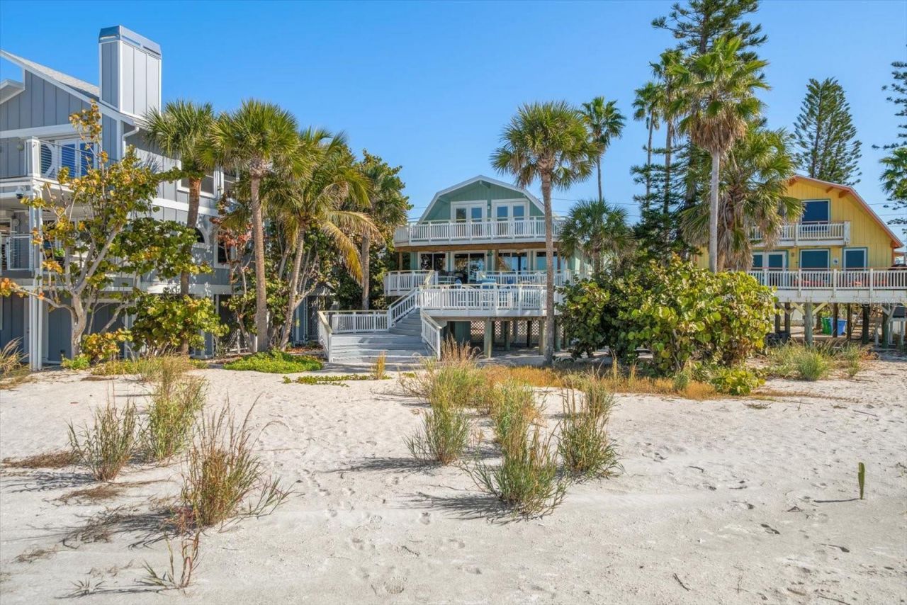 8640 W Gulf Boulevard, Treasure Island, FL 33706 Photo