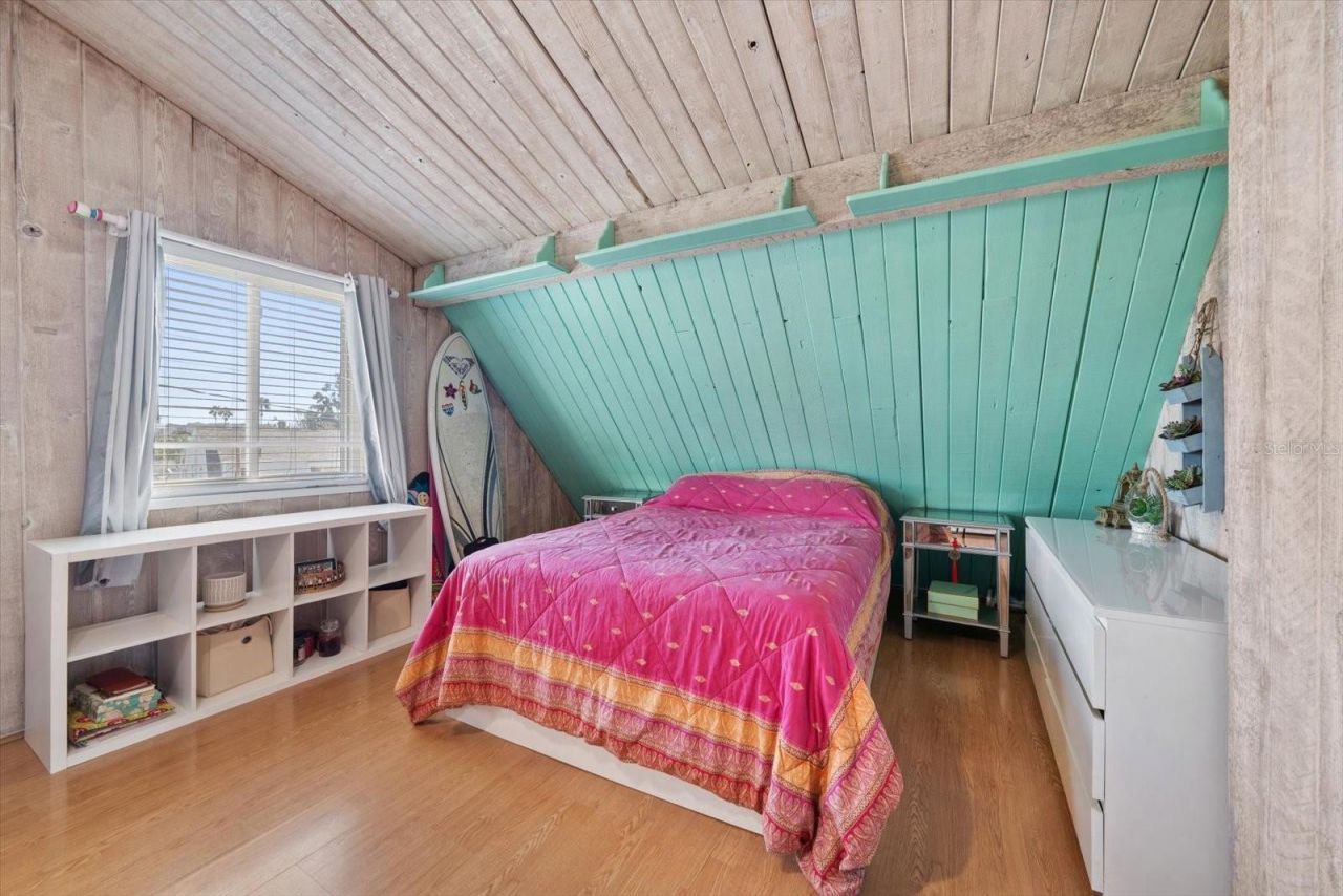 8640 W Gulf Boulevard, Treasure Island, FL 33706 Photo