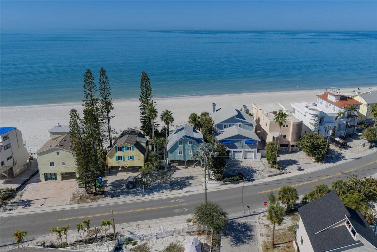 8640 W Gulf Boulevard, Treasure Island, FL 33706 Photo