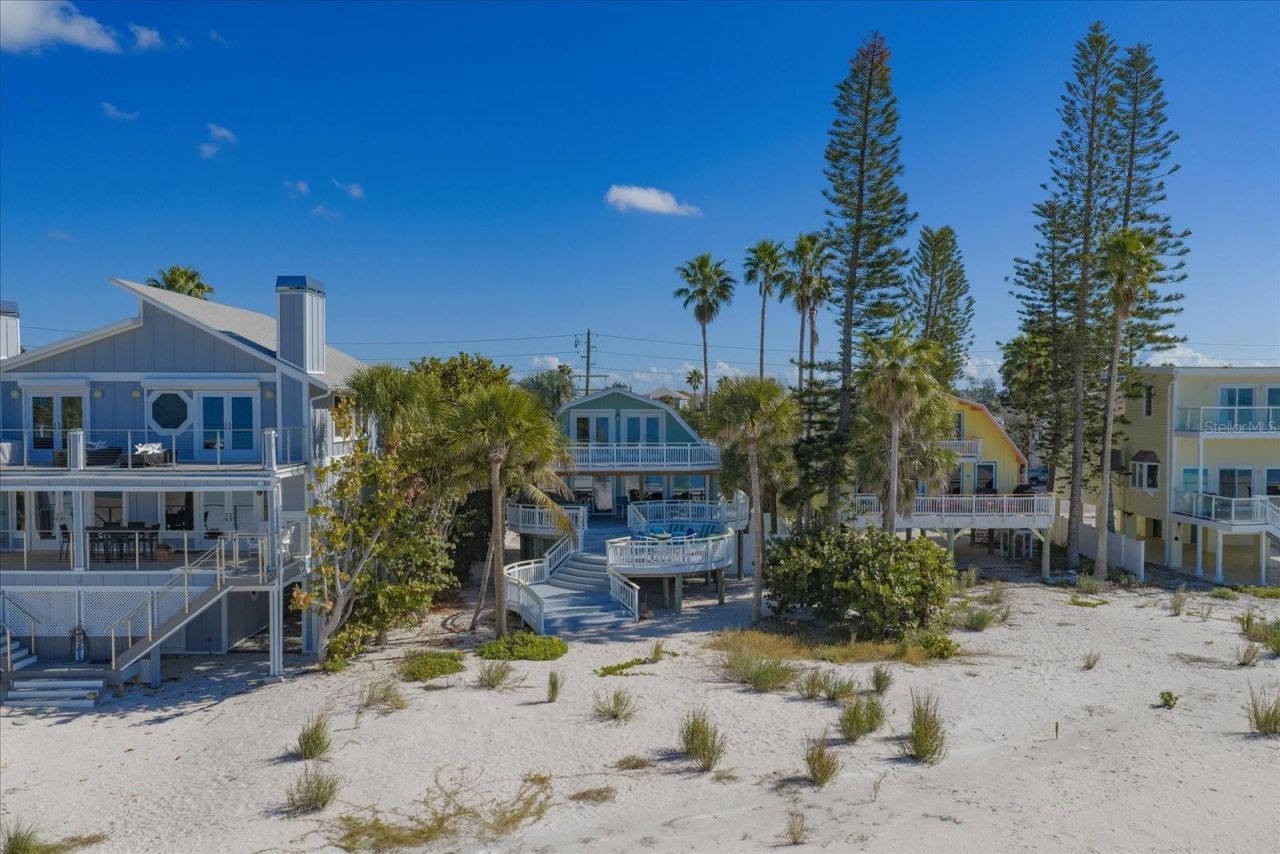 8640 W Gulf Boulevard, Treasure Island, FL 33706 Photo